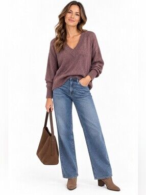 Women's Evereve Mauve V-Neck Sweater XS( run big)